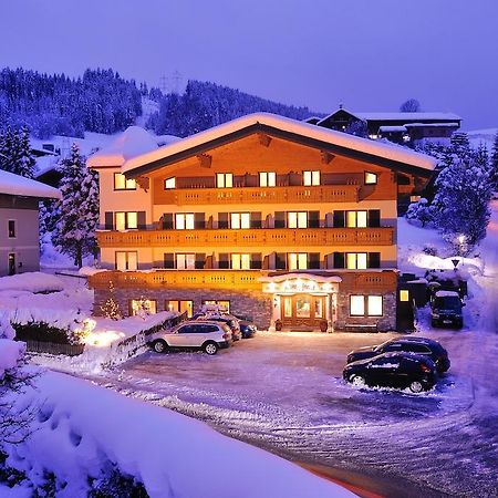 Hotel Garni Alpenland Altenmarkt im Pongau Esterno foto
