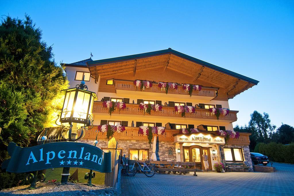 Hotel Garni Alpenland Altenmarkt im Pongau Esterno foto